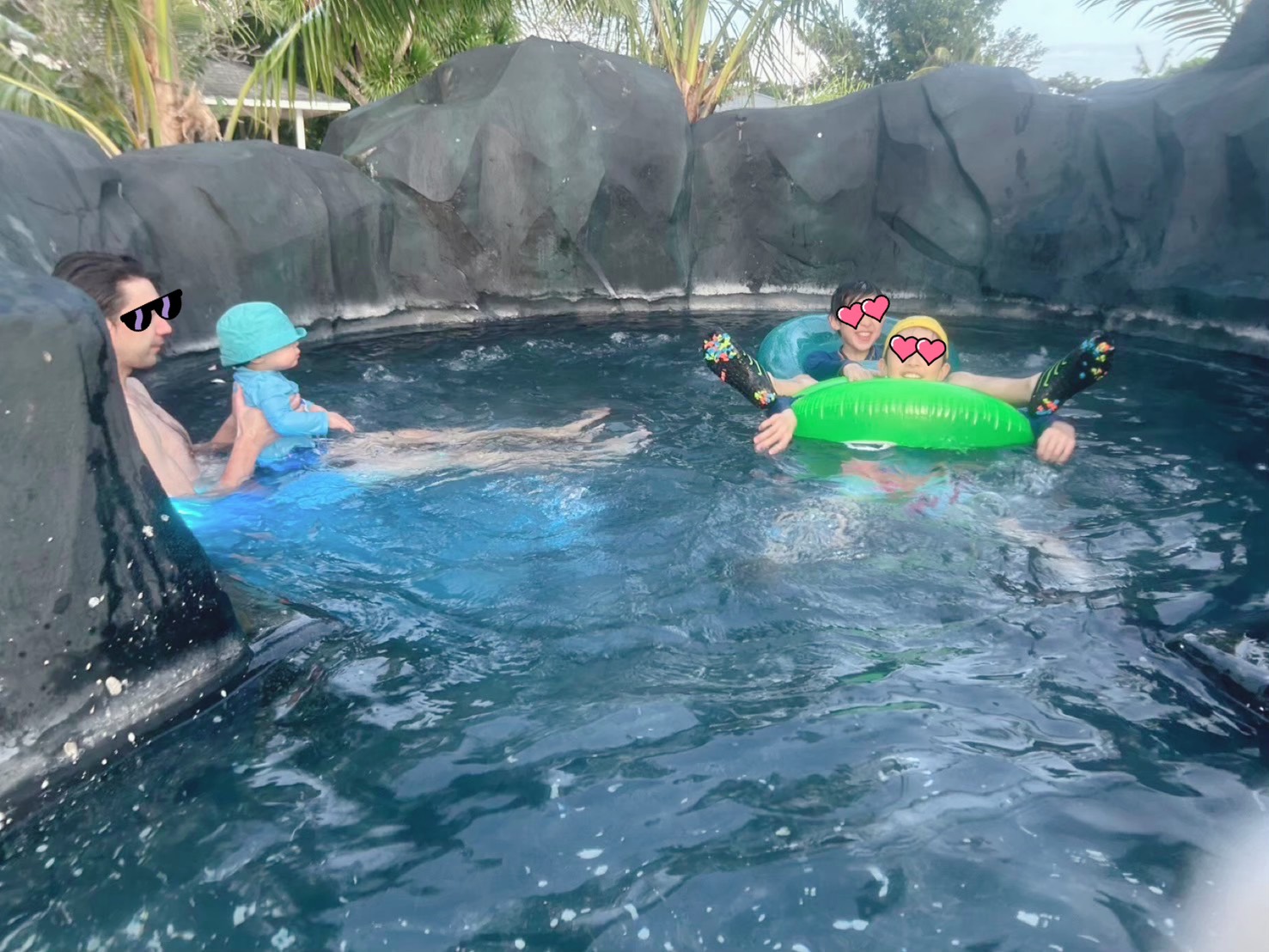 プールのジャグジー