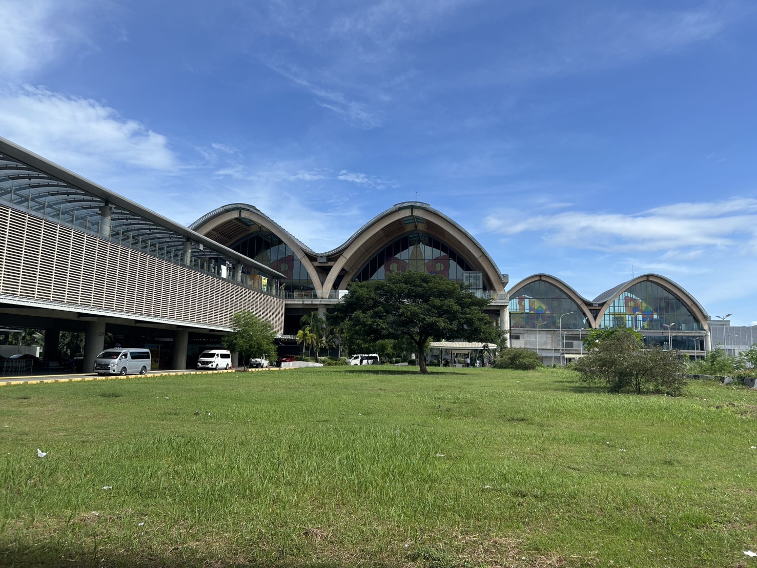 セブ・マクタン空港の外観